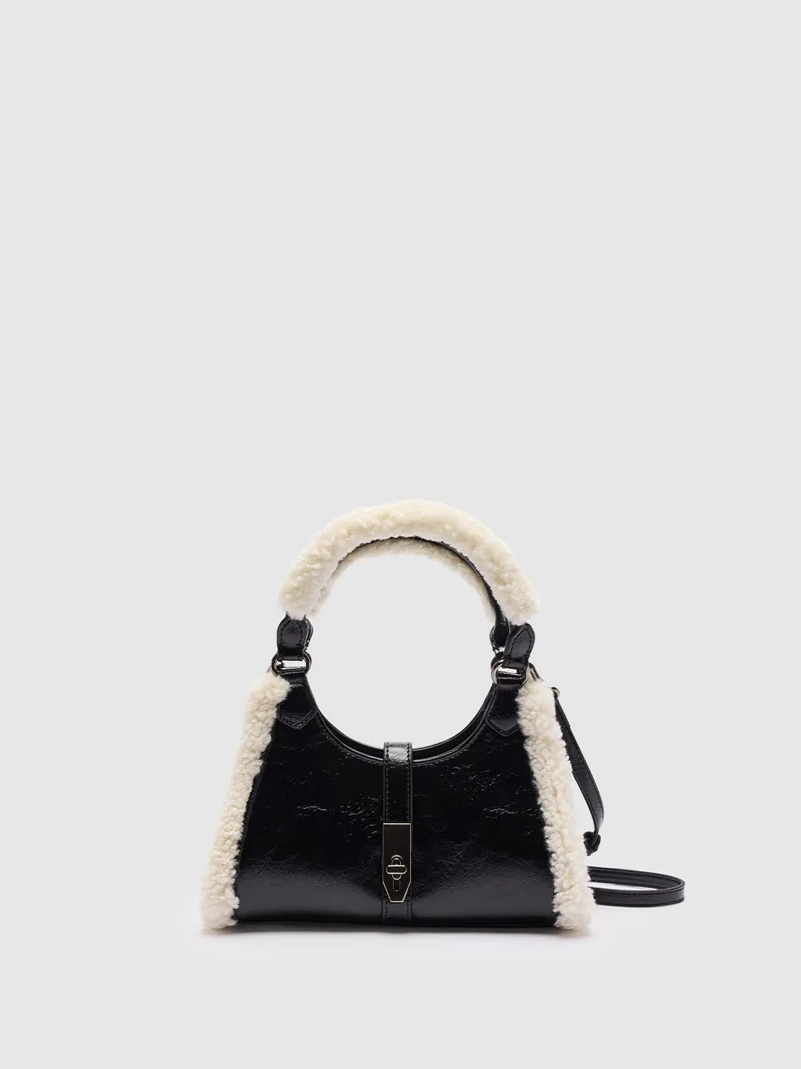 Contrast Trim Handle Shoulder Bags sold by Urban Revivo