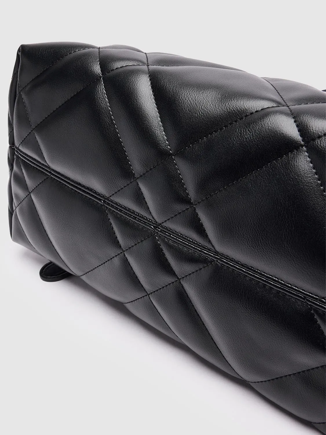 Quilted Buckled Detail Shoulder Bag sold by Urban Revivo product image thumbnail 4