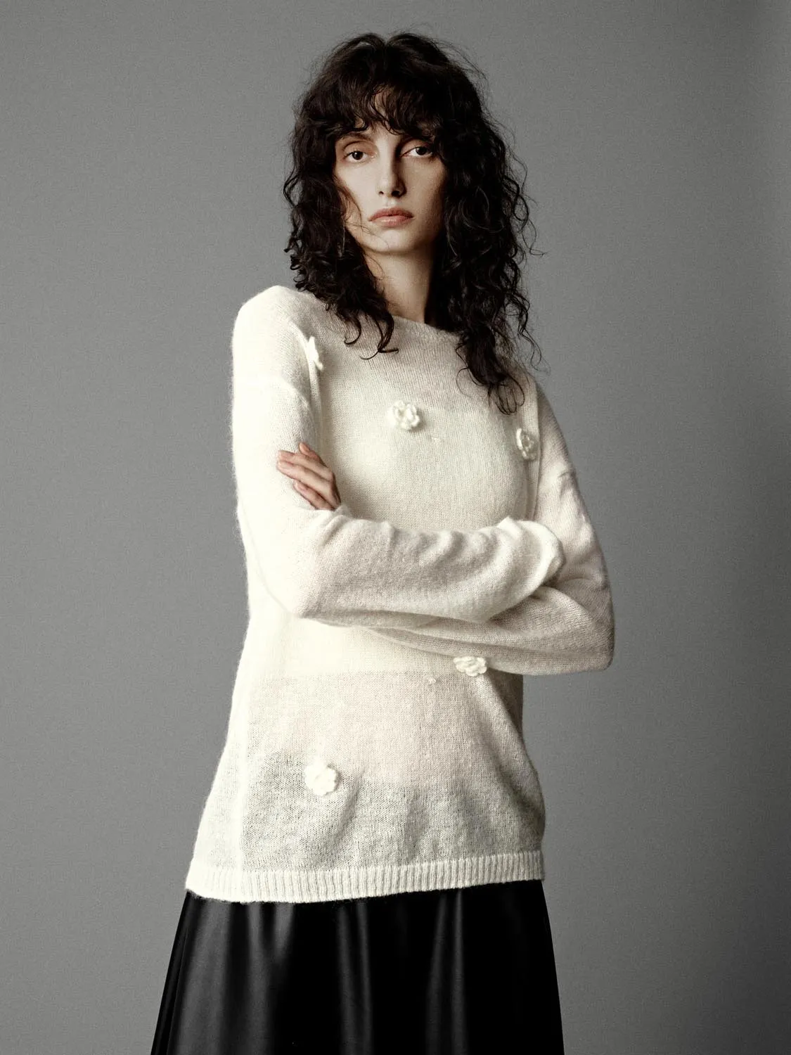 Floral Applique Long Sleeve Knitted T-Shirts sold by Urban Revivo product image thumbnail 2