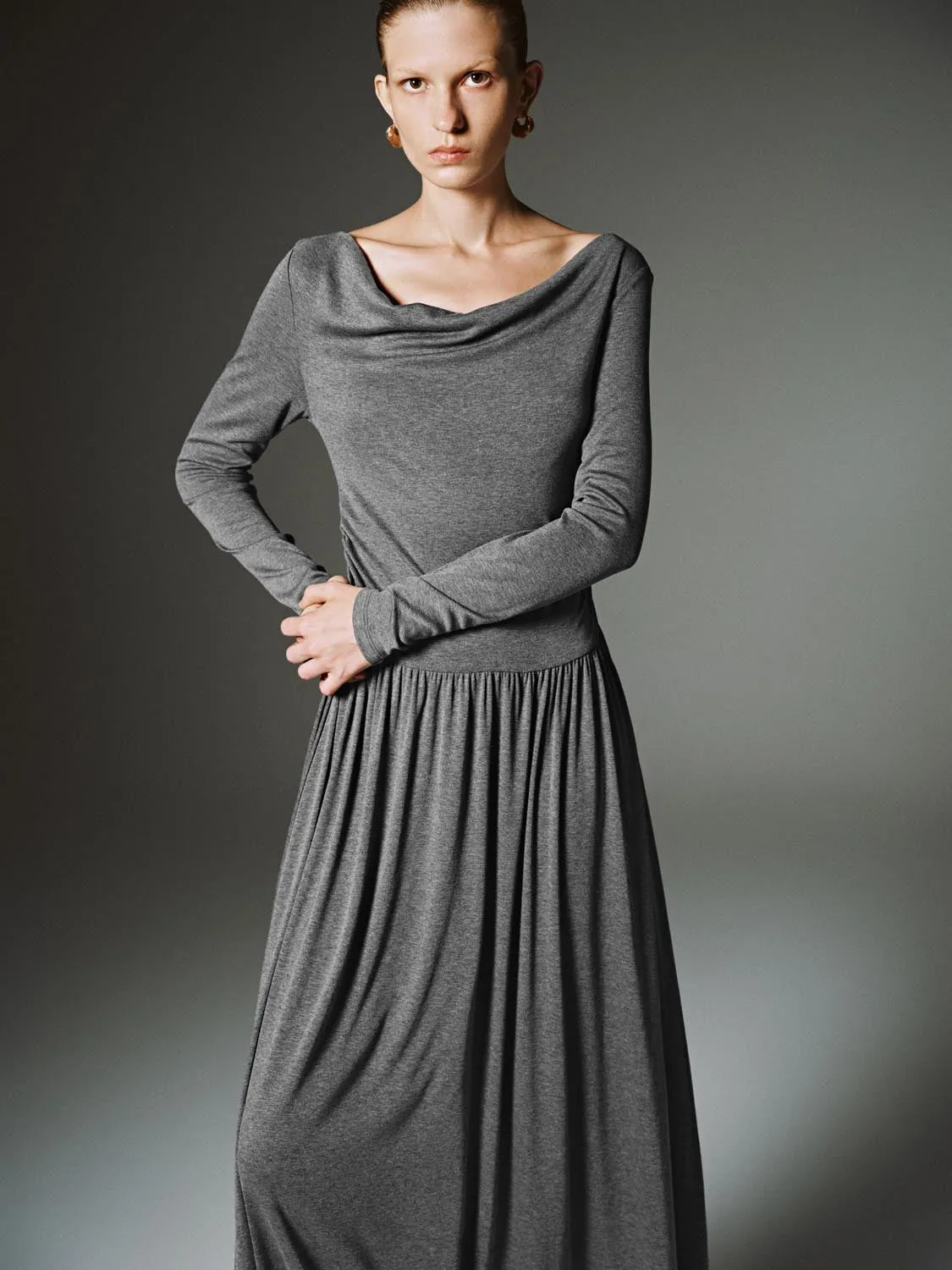 Drape A-Line Midi Dresses sold by Urban Revivo product image thumbnail 4