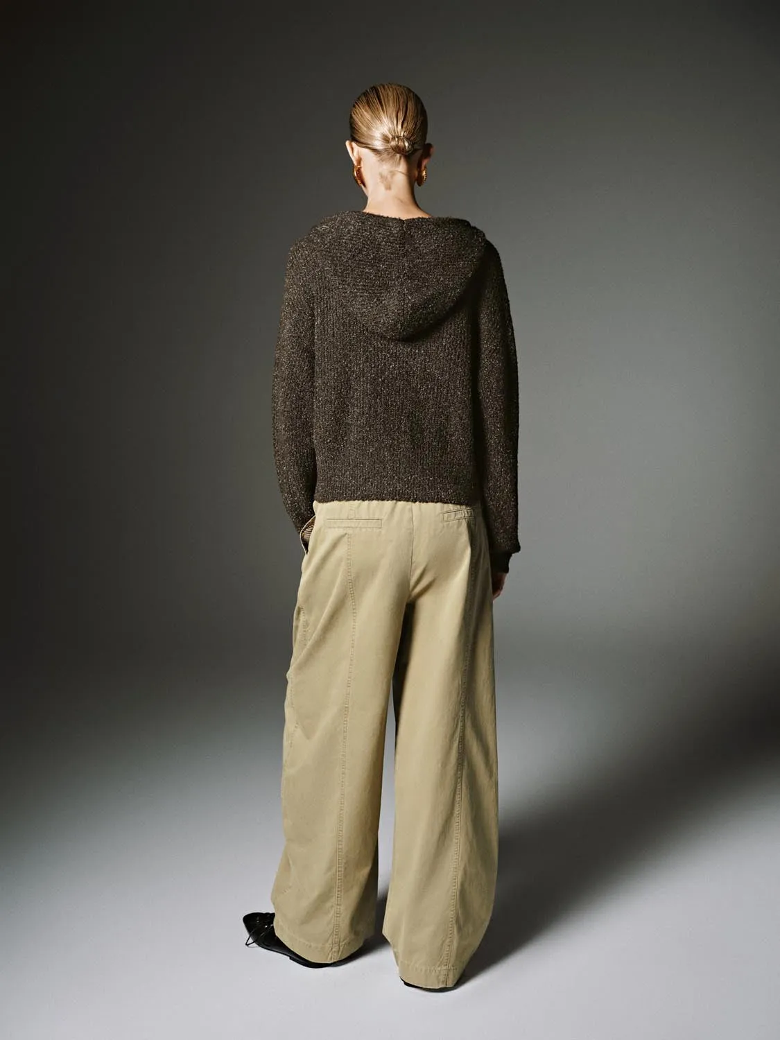 Seamed Barrel Pants sold by Urban Revivo product image thumbnail 4
