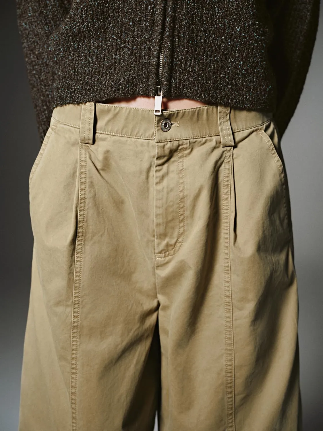 Seamed Barrel Pants sold by Urban Revivo product image thumbnail 5