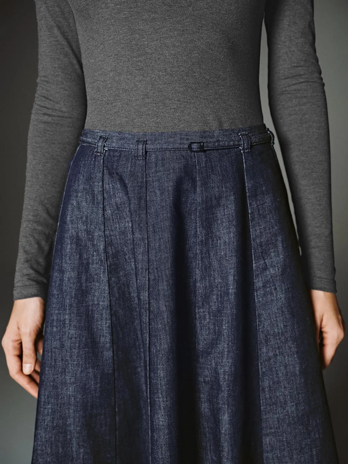 Pleated Denim Midi Skirts sold by Urban Revivo product image thumbnail 5