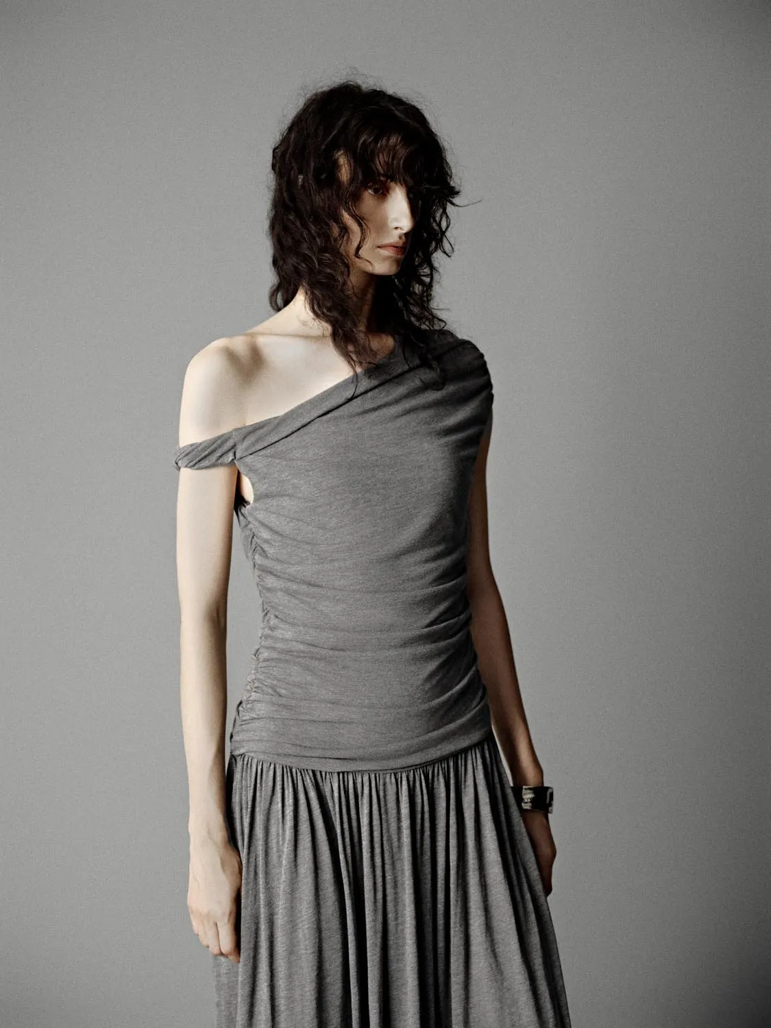 Ruched Sleeveless A-Line Midi Dresses sold by Urban Revivo product image thumbnail 2