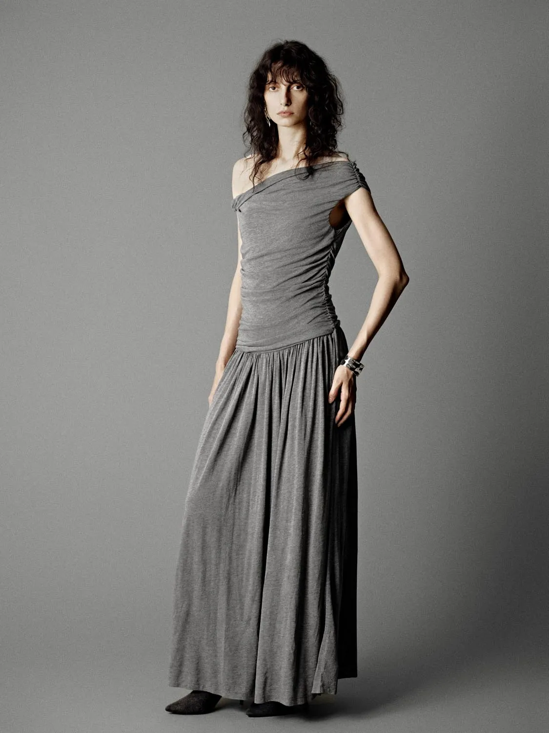 Ruched Sleeveless A-Line Midi Dresses sold by Urban Revivo product image thumbnail 4