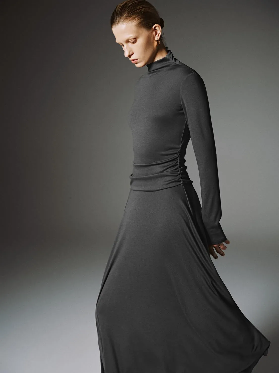 High Neck A-Line Midi Dresses sold by Urban Revivo product image thumbnail 2