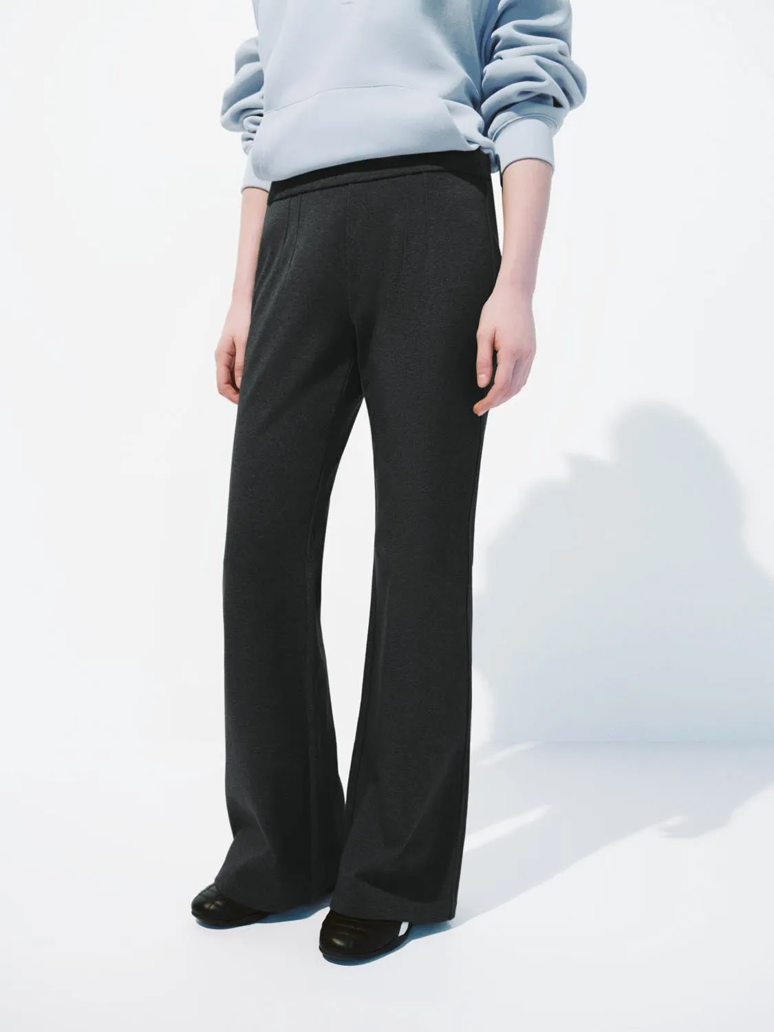 Pull On Skinny Flare Pants sold by Urban Revivo product image thumbnail 3