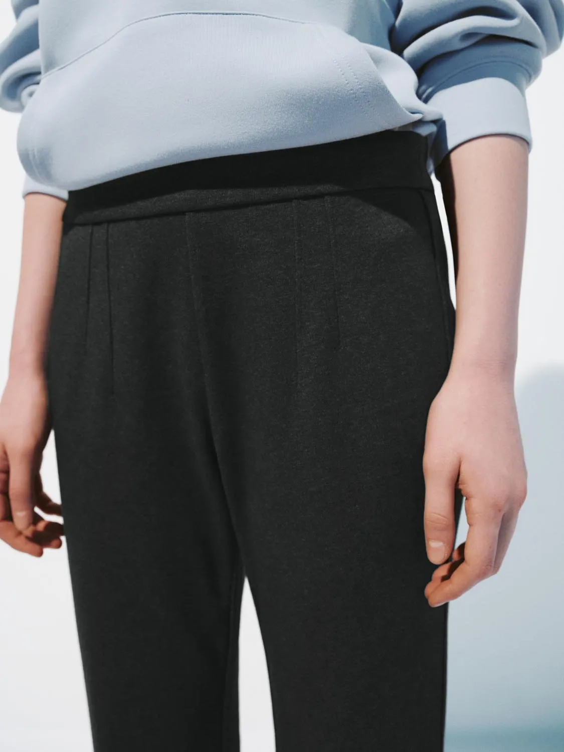 Pull On Skinny Flare Pants sold by Urban Revivo product image thumbnail 5