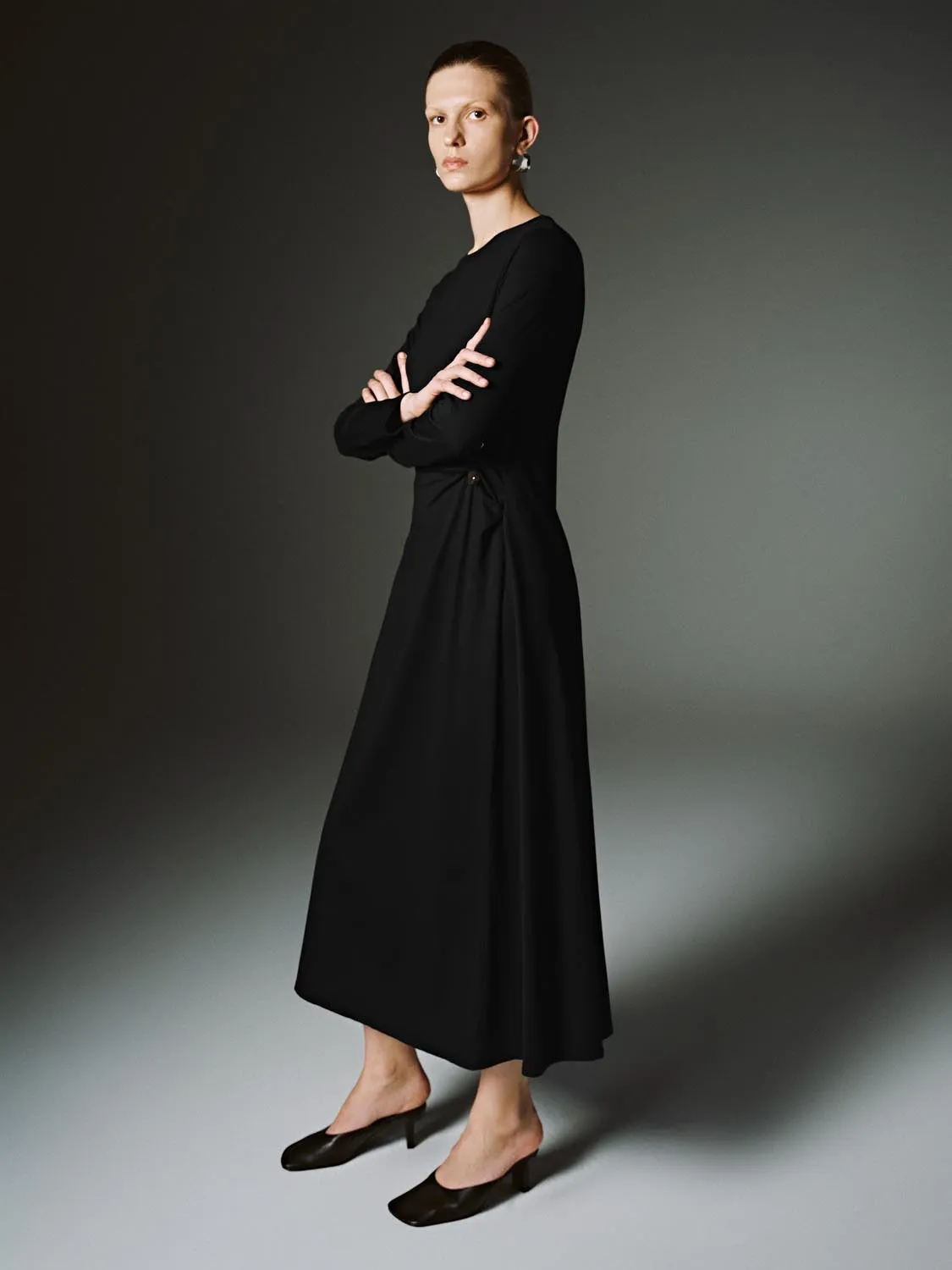 Drape Long Sleeve Midi Dresses sold by Urban Revivo product image thumbnail 4