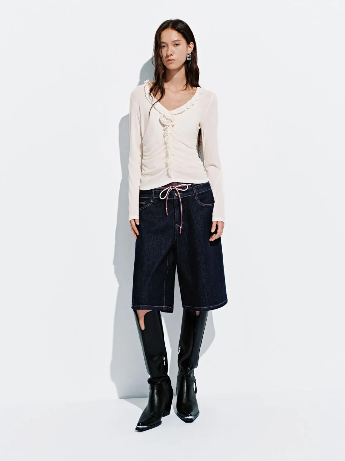 Floral Ruffle Long Sleeve T-Shirts sold by Urban Revivo product image thumbnail 4