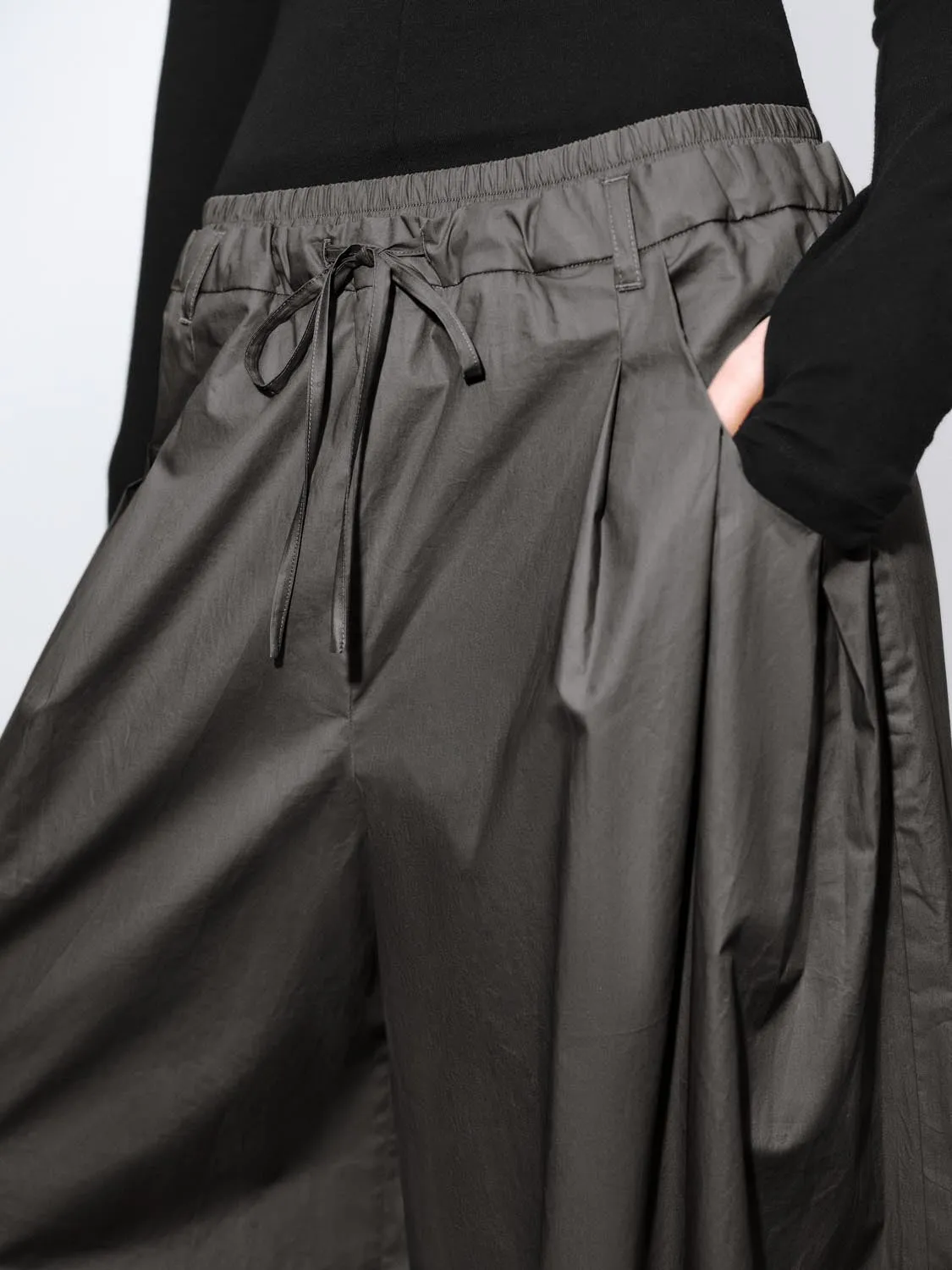 Pull On Wide Leg Pants sold by Urban Revivo product image thumbnail 5