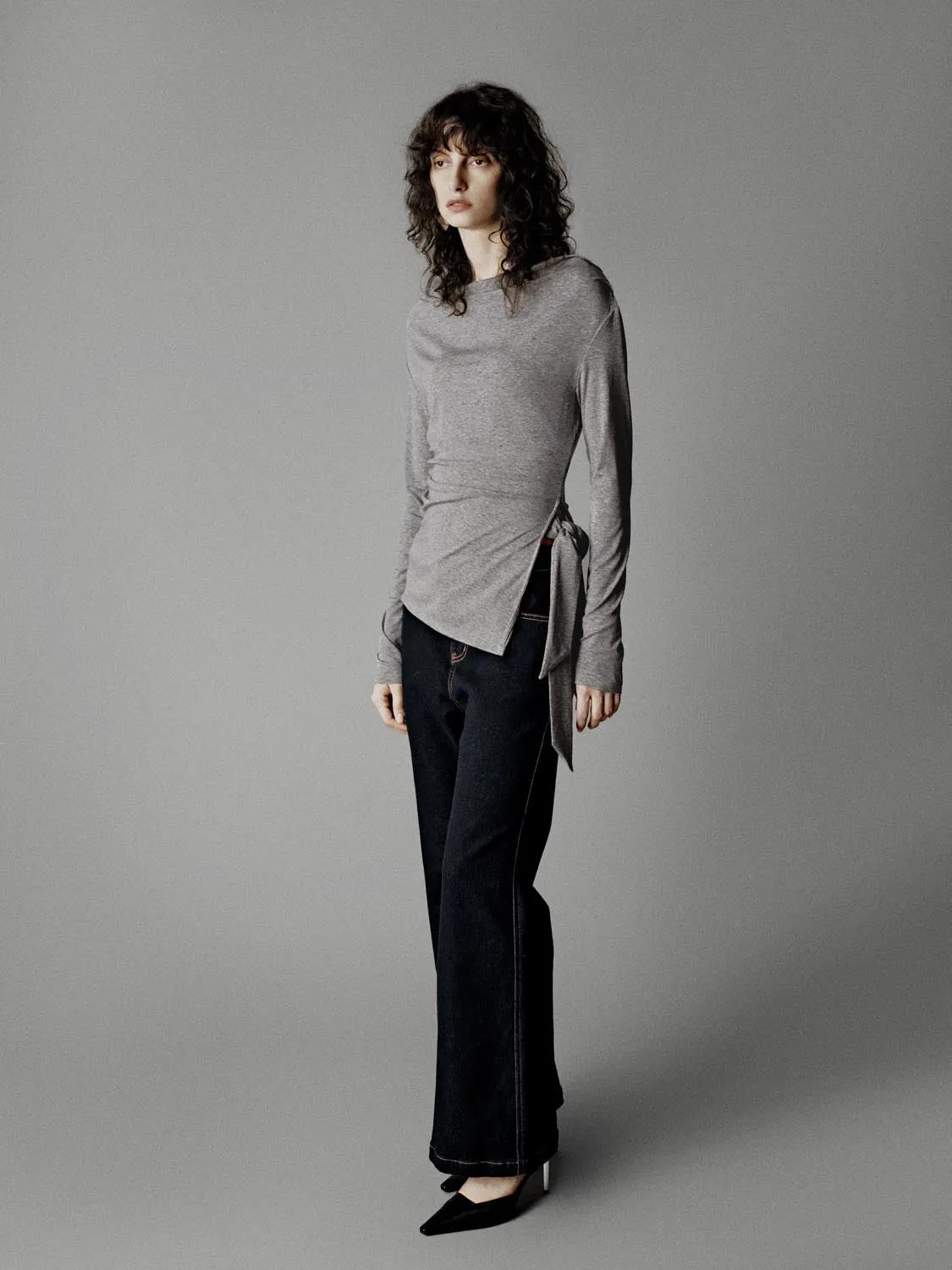 Asymmetric Ruched Long Sleeve T-Shirts sold by Urban Revivo product image thumbnail 4