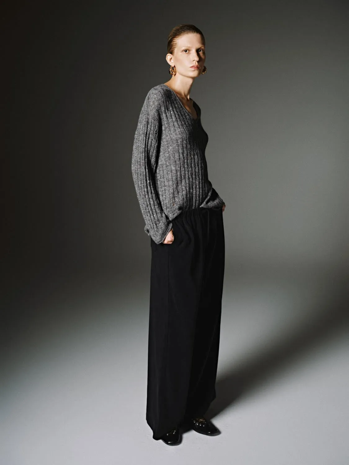 V-Neck Long Sleeve Knitted T-Shirts sold by Urban Revivo product image thumbnail 4