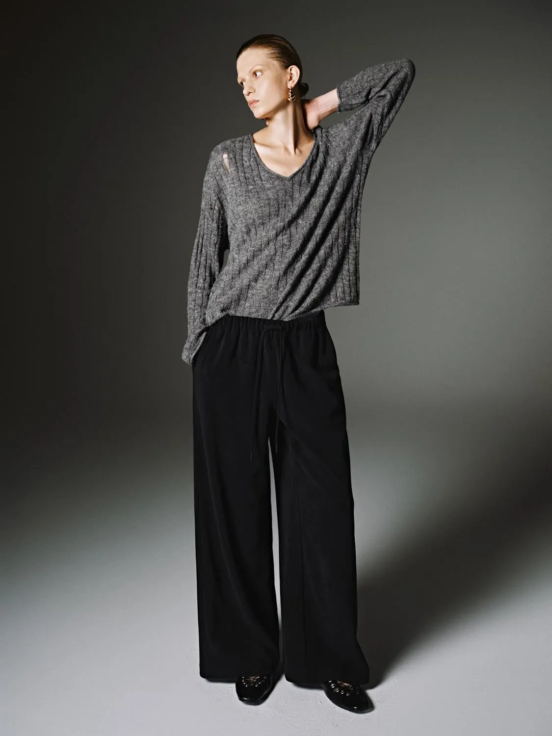 V-Neck Long Sleeve Knitted T-Shirts sold by Urban Revivo product image thumbnail 5