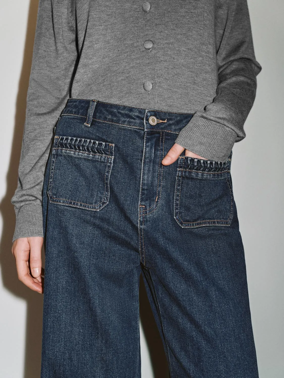 Patch Pocket Flare Leg Jeans sold by Urban Revivo product image thumbnail 5