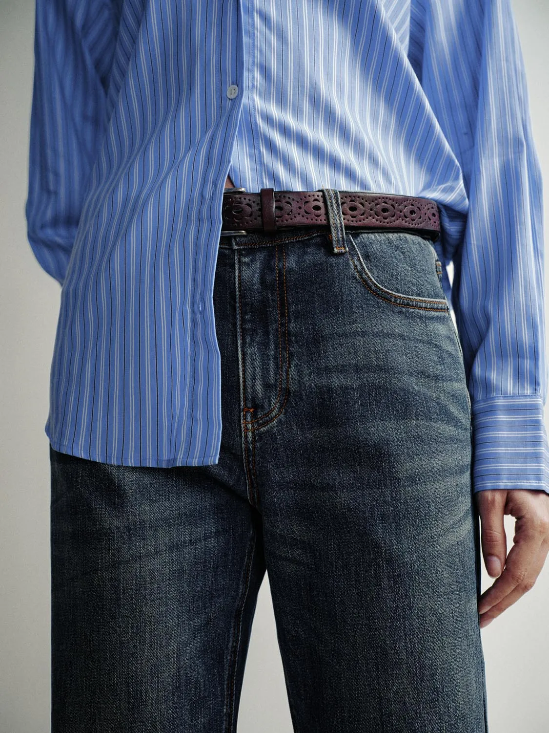Belted Gradient Flare Jeans sold by Urban Revivo product image thumbnail 5