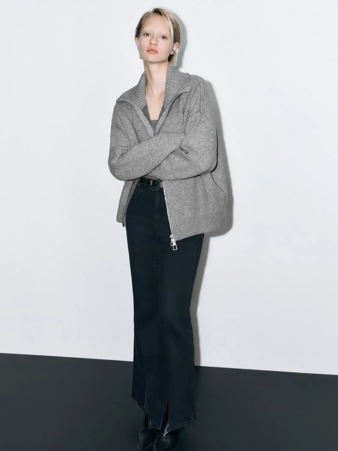 Collared Full Zip Knitted Cardigans sold by Urban Revivo product image thumbnail 5