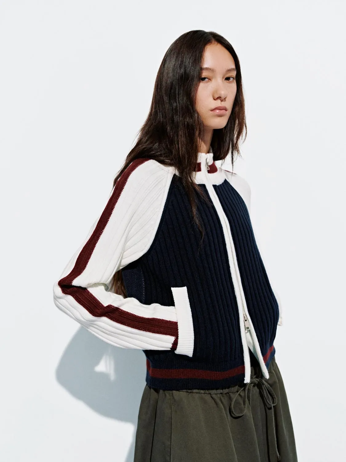 Contrast Full Zip Knitted Cardigans sold by Urban Revivo product image thumbnail 2