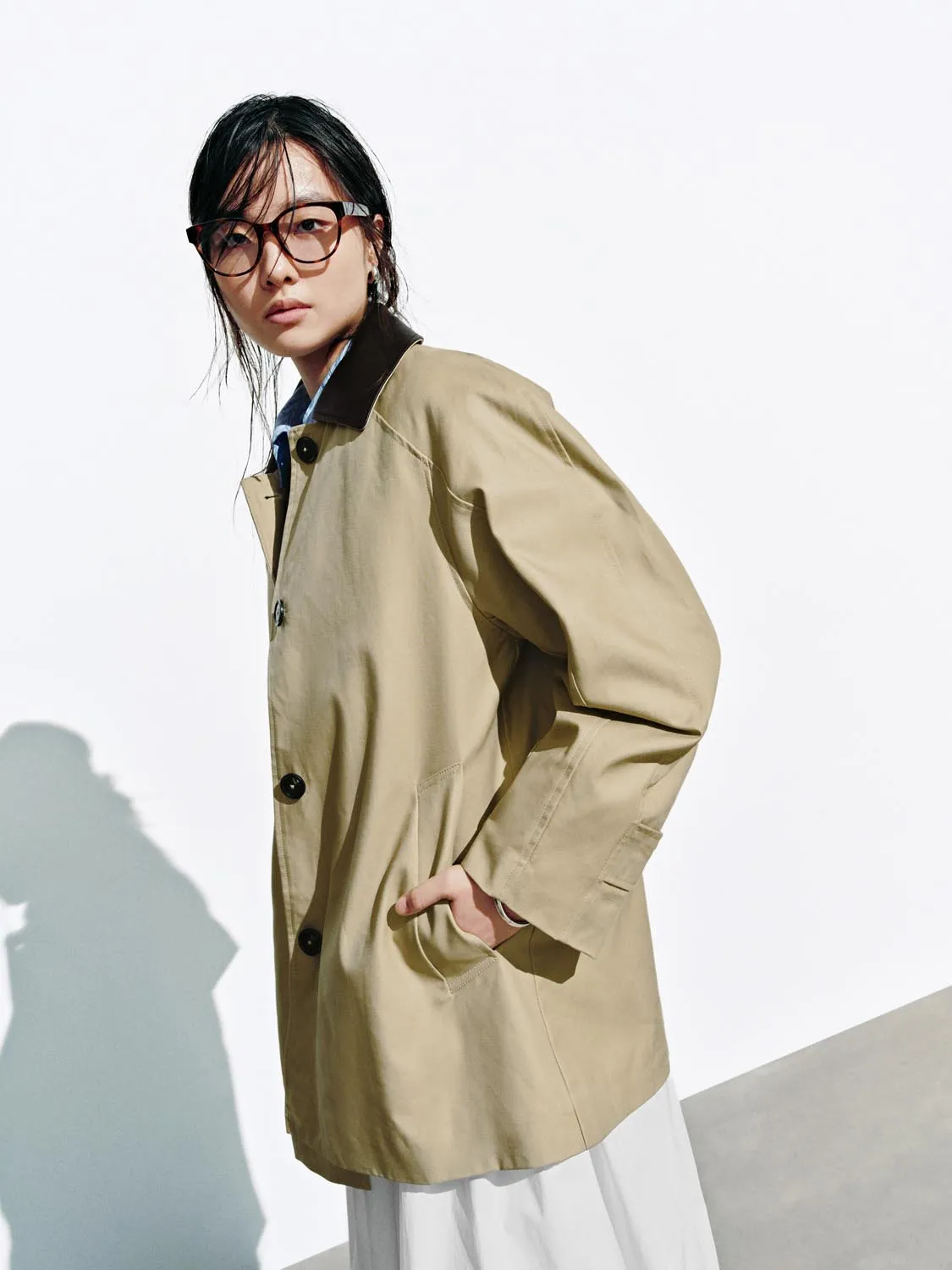 Contrast Short Trench Coats sold by Urban Revivo product image thumbnail 2