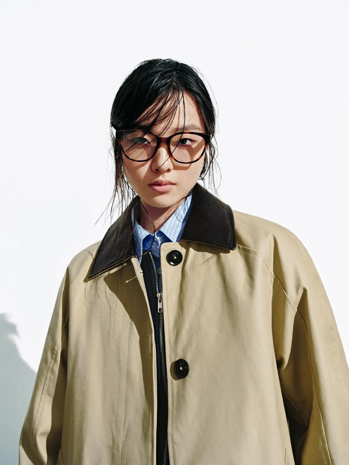 Contrast Short Trench Coats sold by Urban Revivo product image thumbnail 3