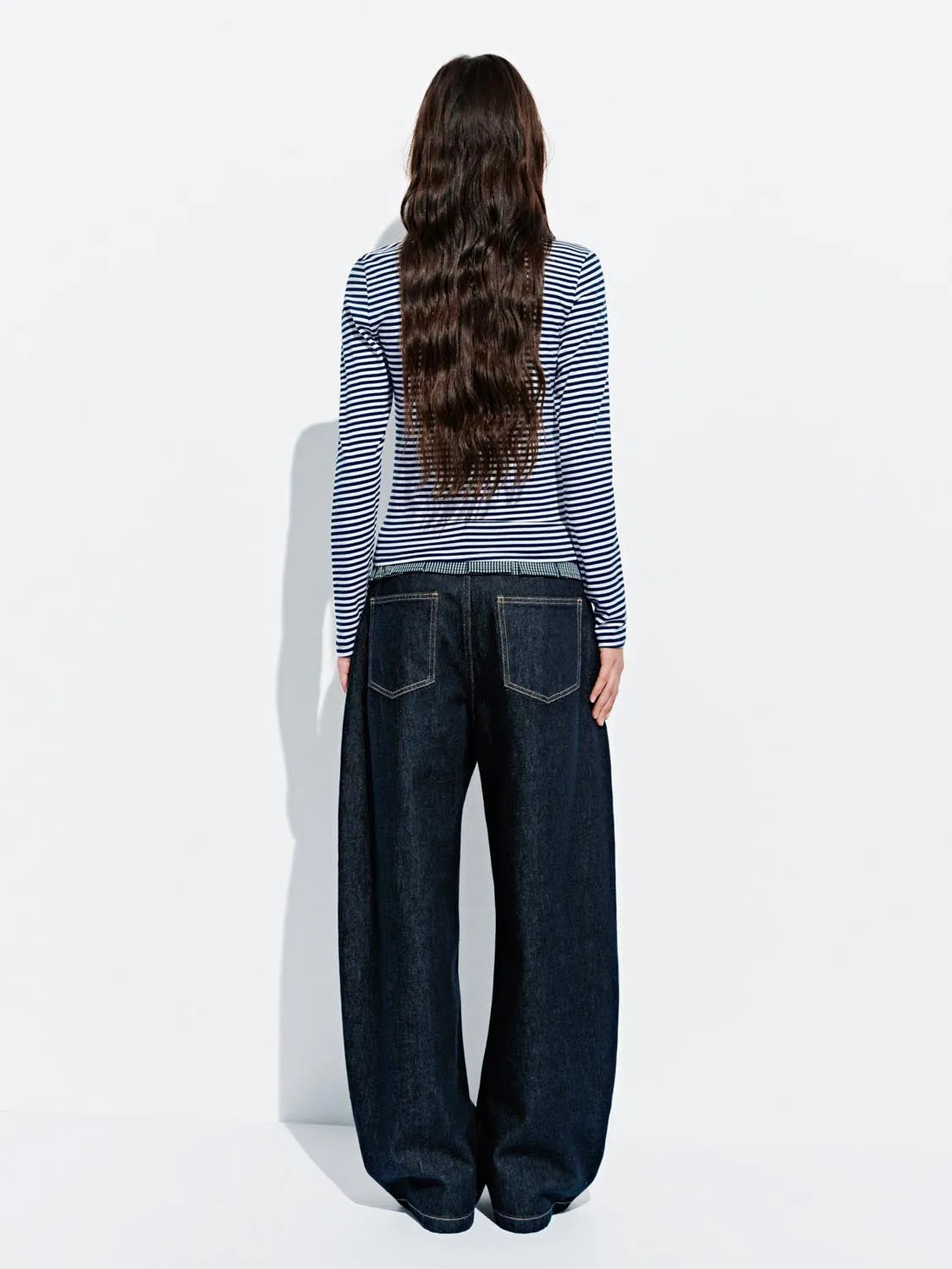 Ruffle Trim Barrel Leg Jeans sold by Urban Revivo product image thumbnail 4
