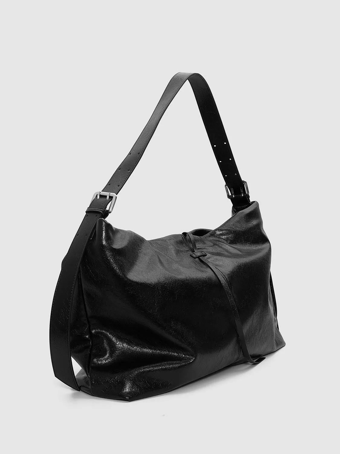 Vegan Leather Oversize Shoulder Bags sold by Urban Revivo product image thumbnail 3