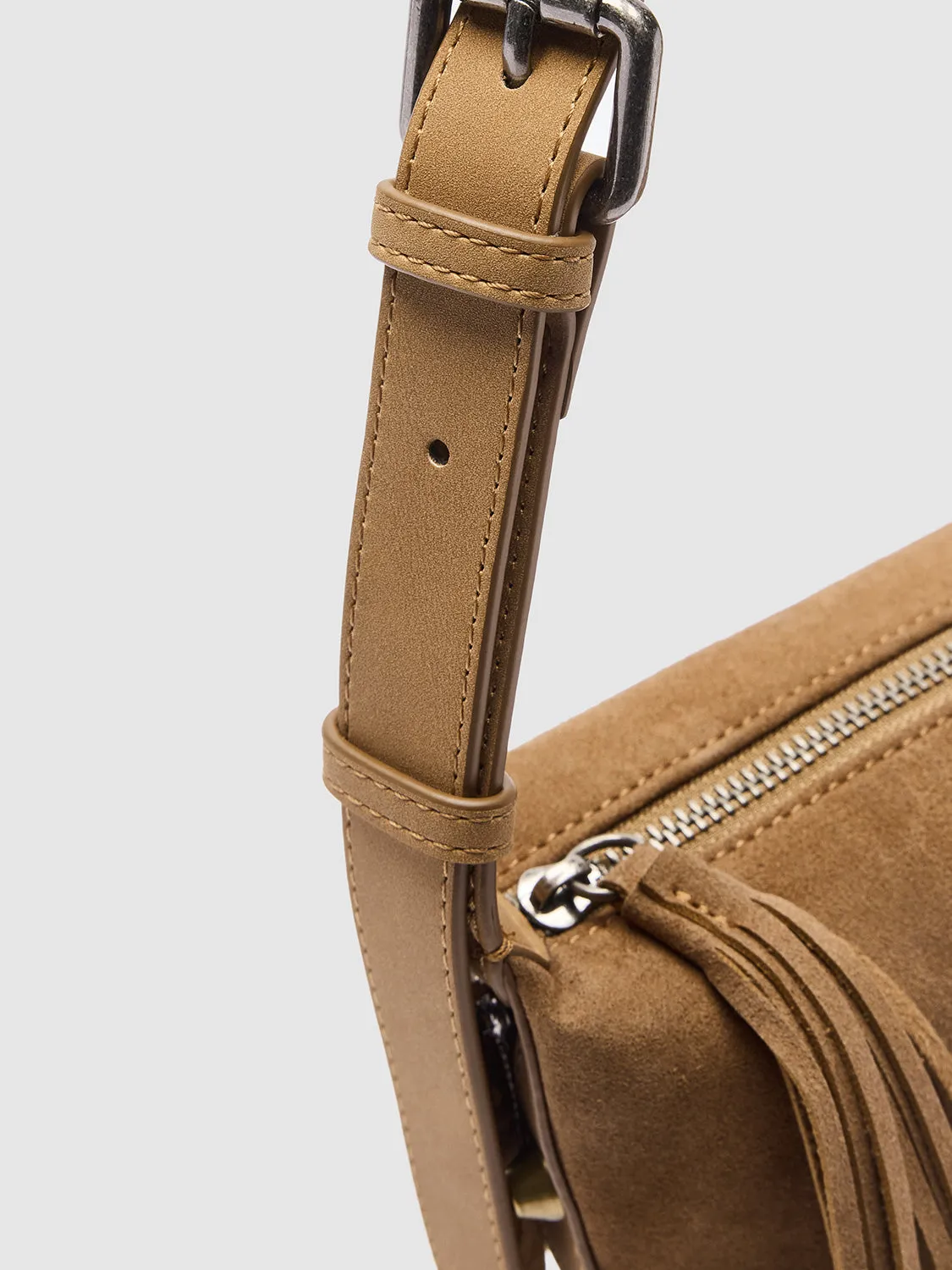 Fringed Crescent Shoulder Bags sold by Urban Revivo product image thumbnail 4