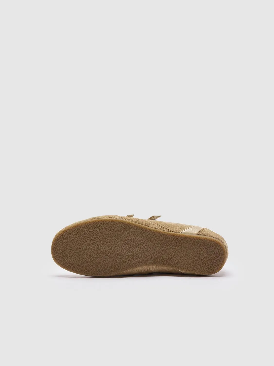 Contrast Ballet Flat Pumps sold by Urban Revivo product image thumbnail 4