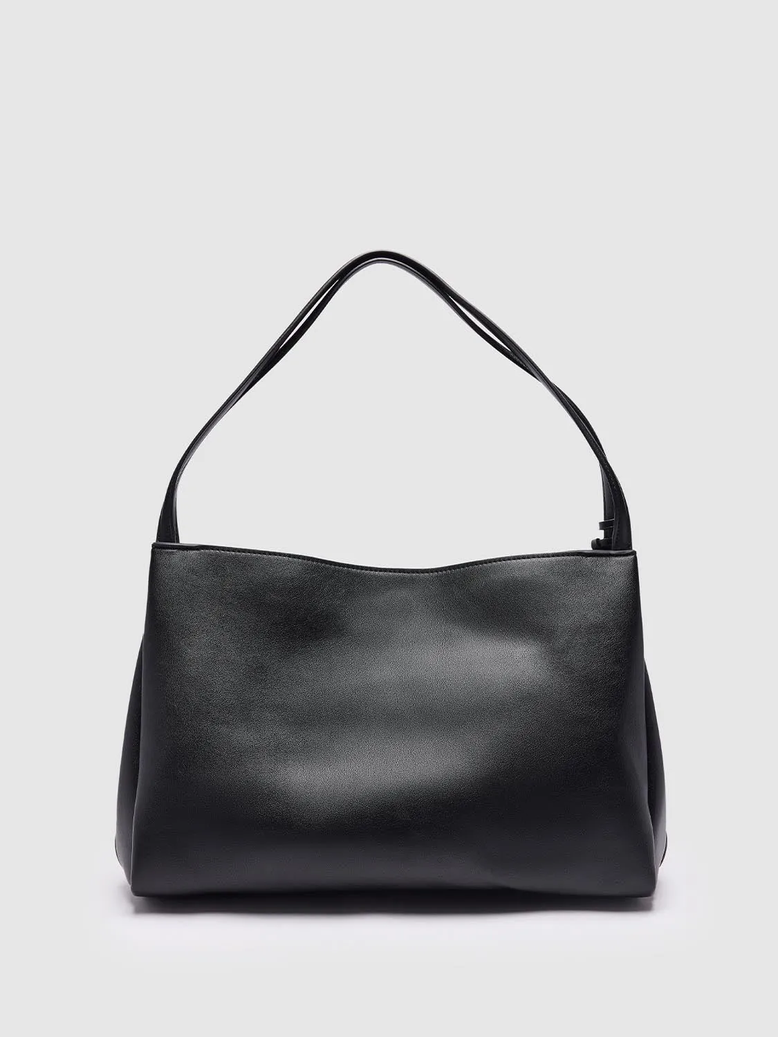 Vegan Leather Oversize Shoulder Bags sold by Urban Revivo product image thumbnail 2