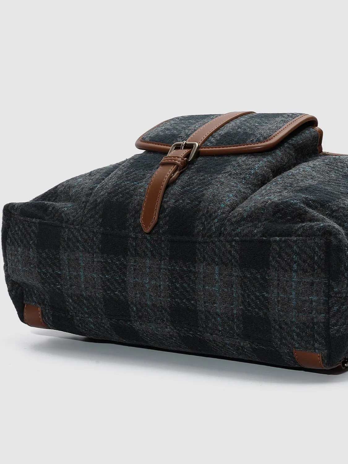 Buckle Detail Check Tote Backpacks sold by Urban Revivo product image thumbnail 4