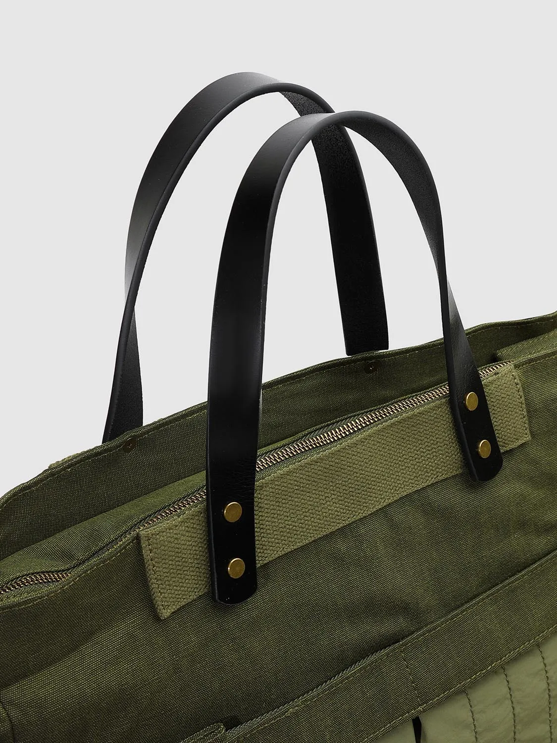 Contrast Oversize Shoulder Bags sold by Urban Revivo product image thumbnail 4
