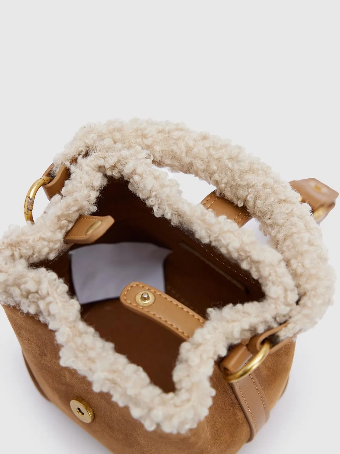 Fleece Trim Mini Bucket Bags sold by Urban Revivo product image thumbnail 5