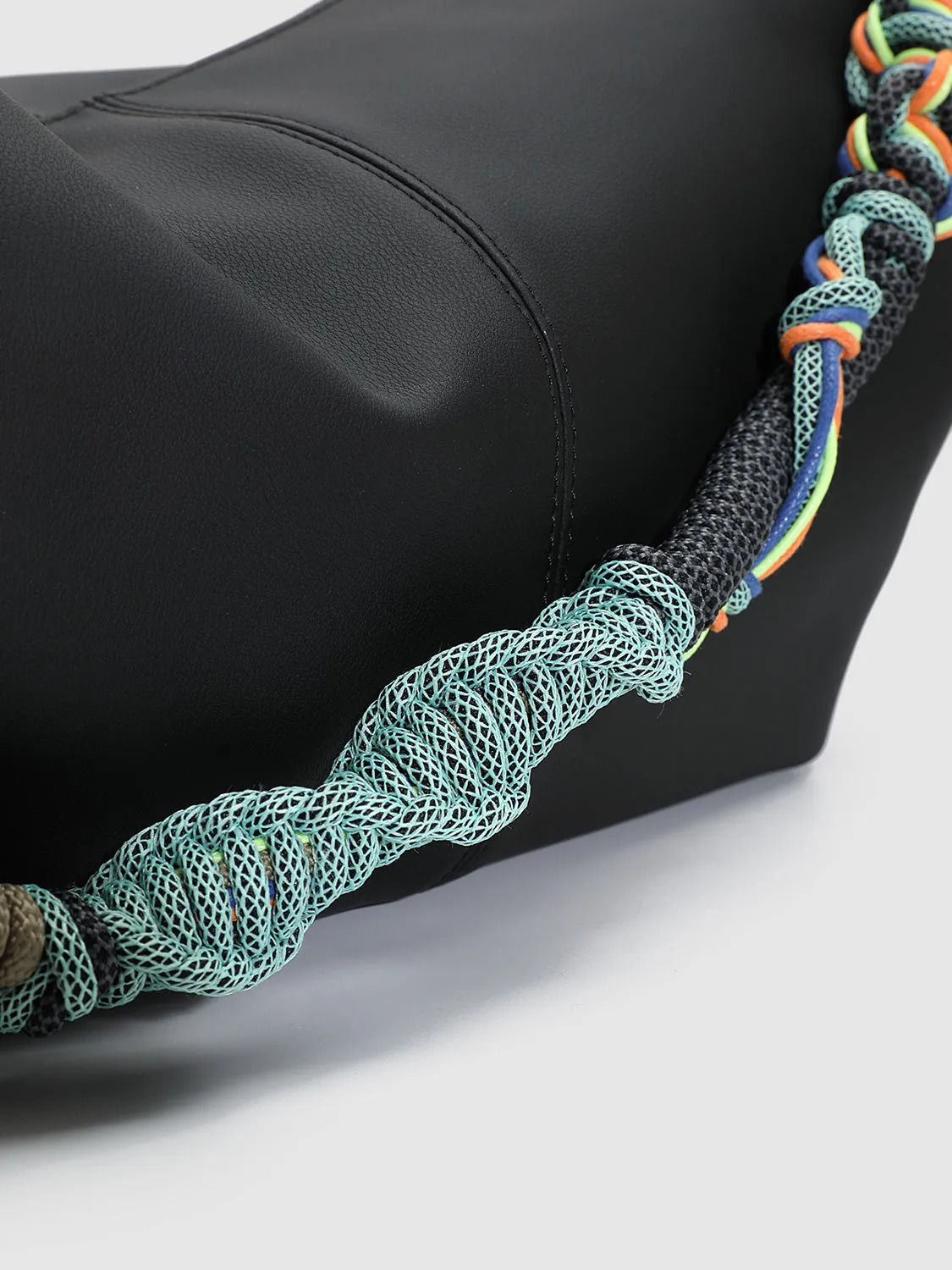 Oversize Crescent Crossbody Bags sold by Urban Revivo product image thumbnail 4