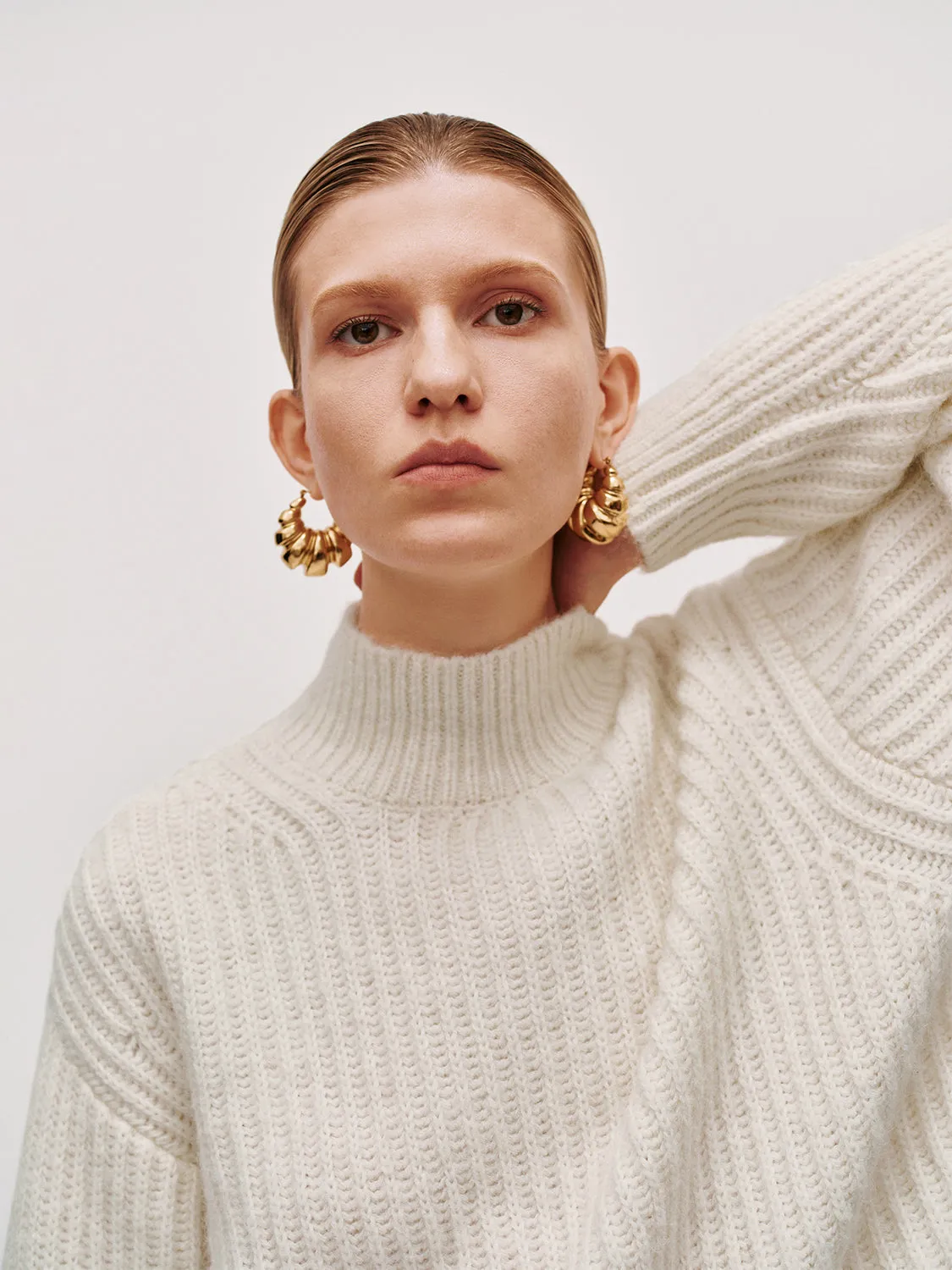 High Neck Long Sleeve Knitted T-Shirts sold by Urban Revivo product image thumbnail 3