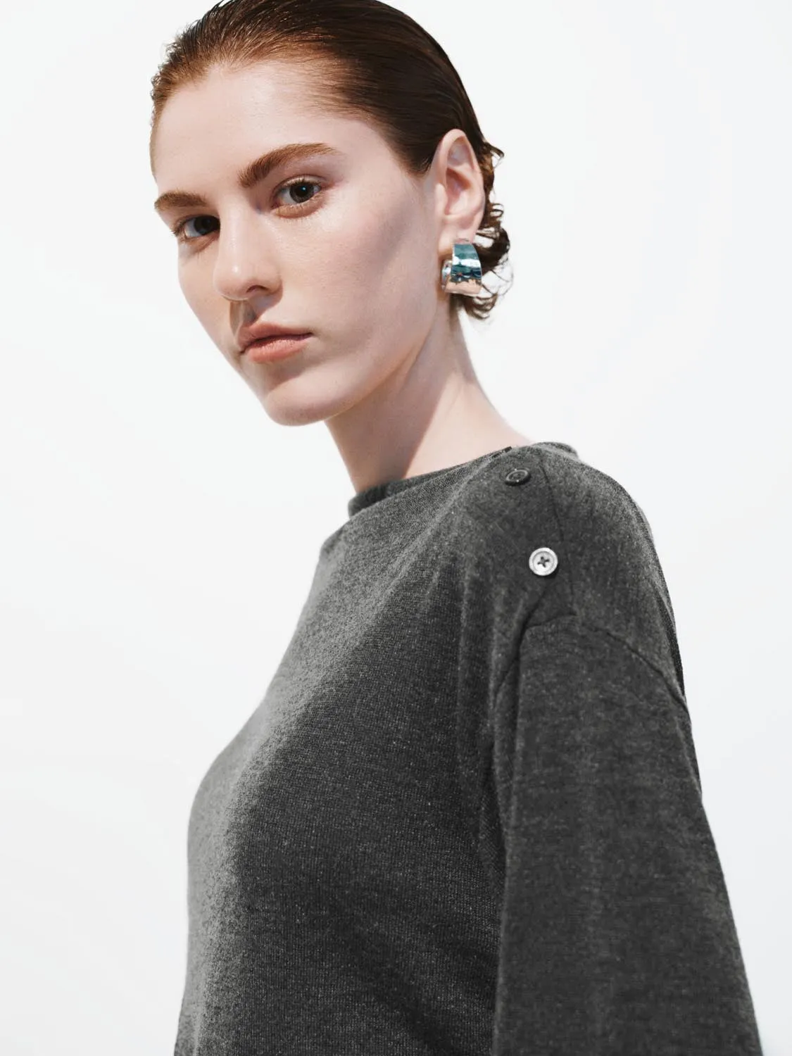 Ruched Long Sleeve Knitted T-Shirts sold by Urban Revivo product image thumbnail 3