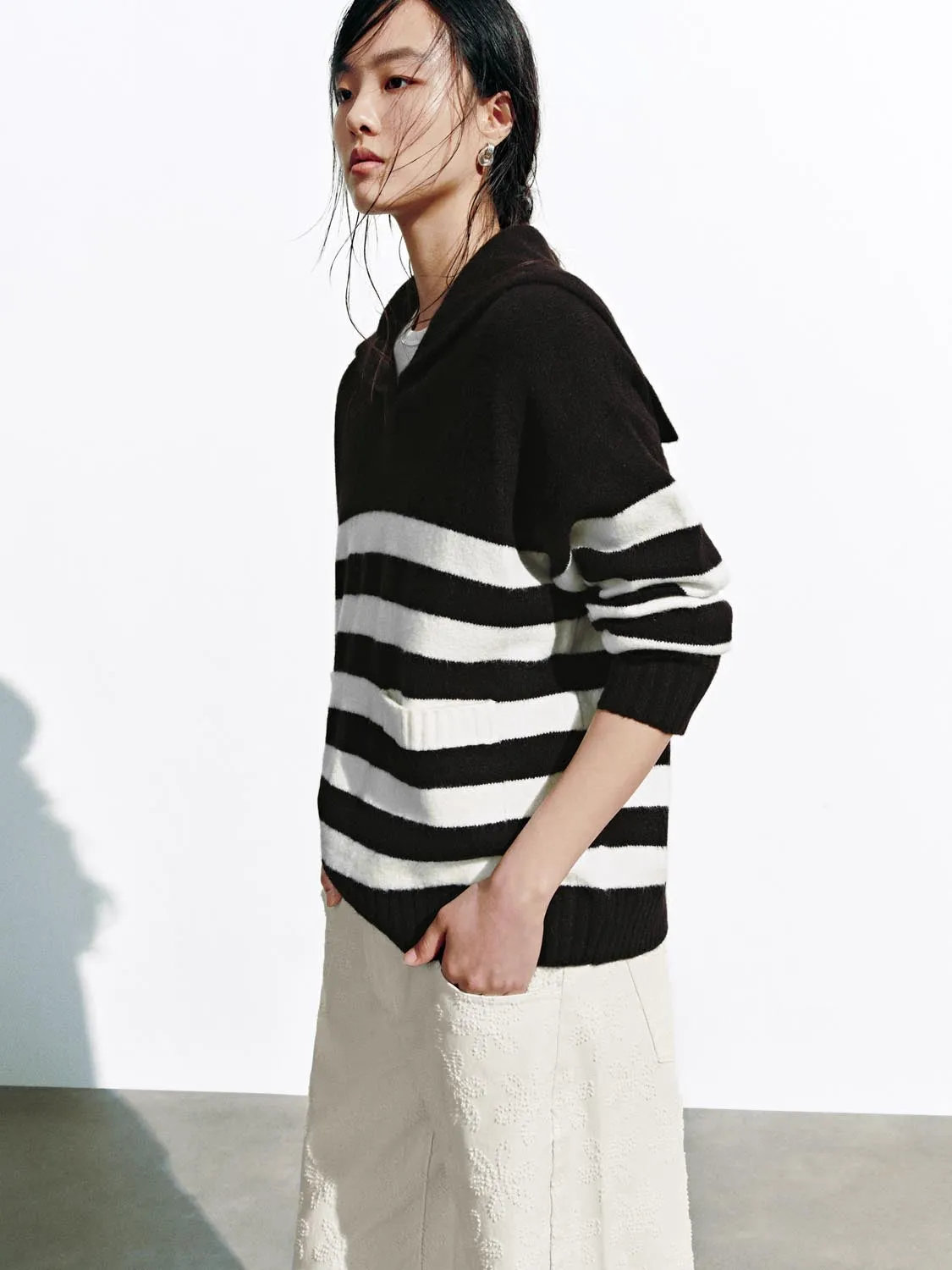 V-Neck Striped Knitted T-Shirts sold by Urban Revivo product image thumbnail 2
