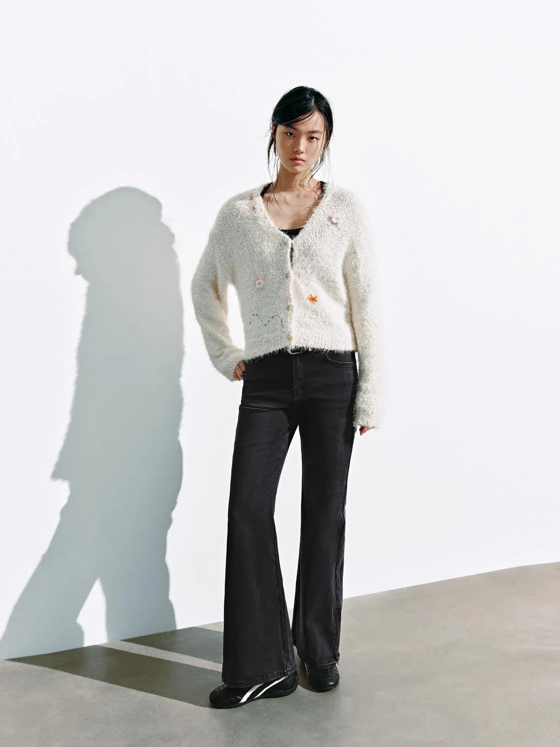 Embroidered V-Neck Knitted Cardigans sold by Urban Revivo product image thumbnail 4