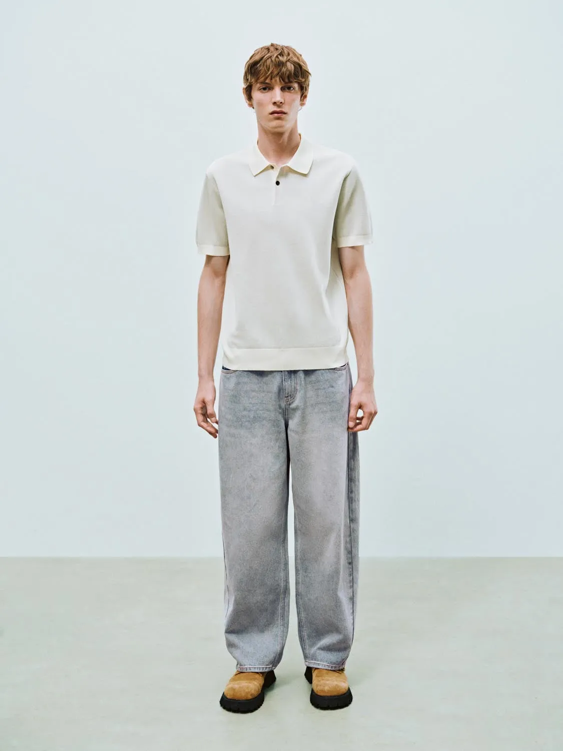 Short Sleeve Knitted T-Shirts sold by Urban Revivo product image thumbnail 4