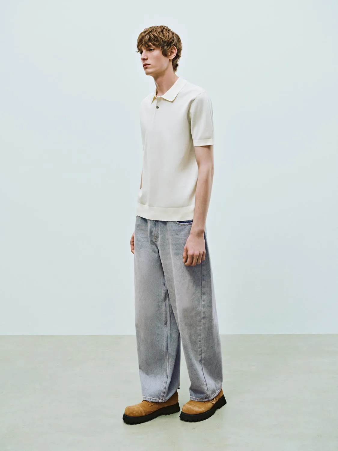 Short Sleeve Knitted T-Shirts sold by Urban Revivo product image thumbnail 5