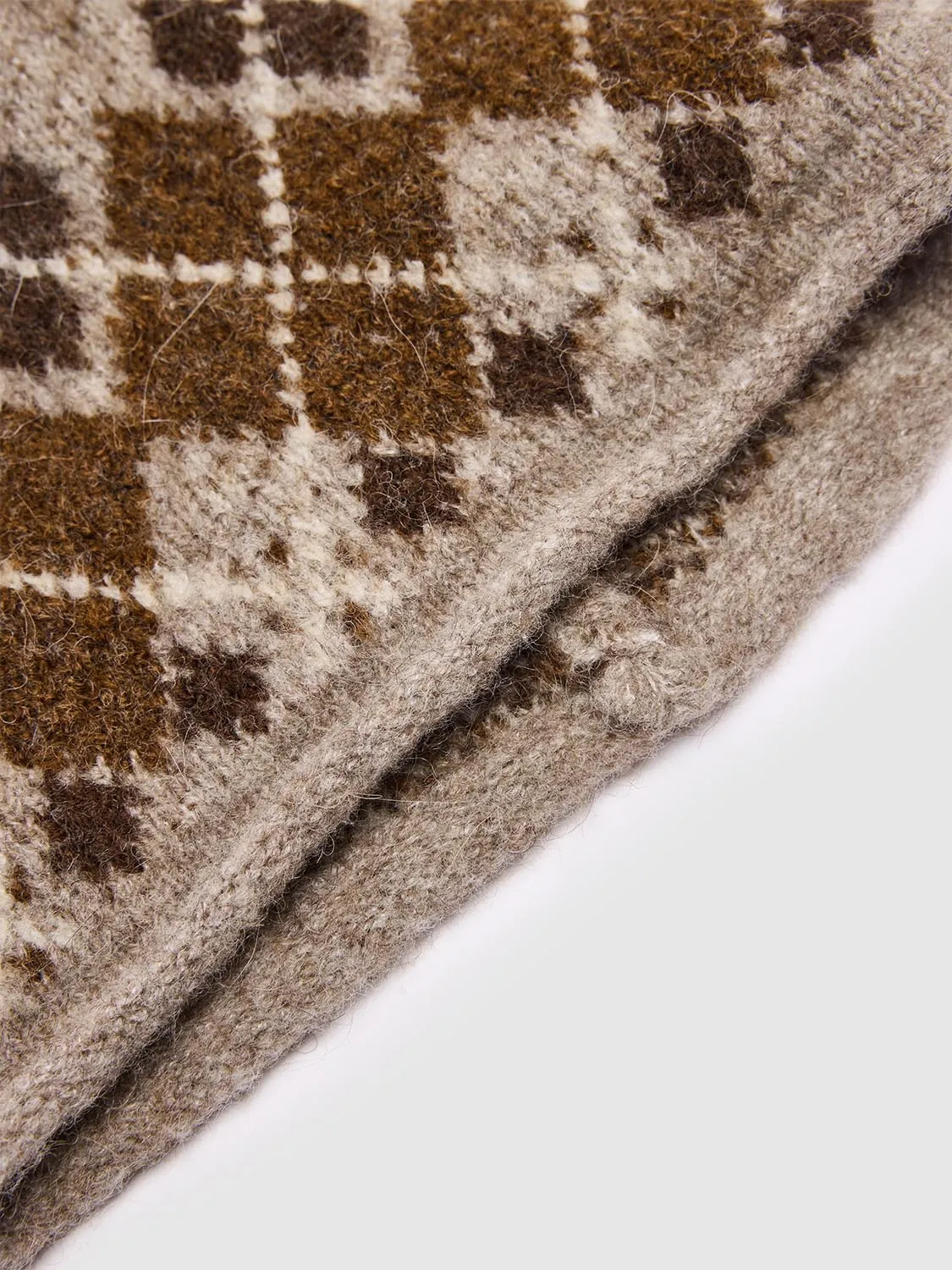 Knitted Argyle Skull Beanie sold by Urban Revivo product image thumbnail 3