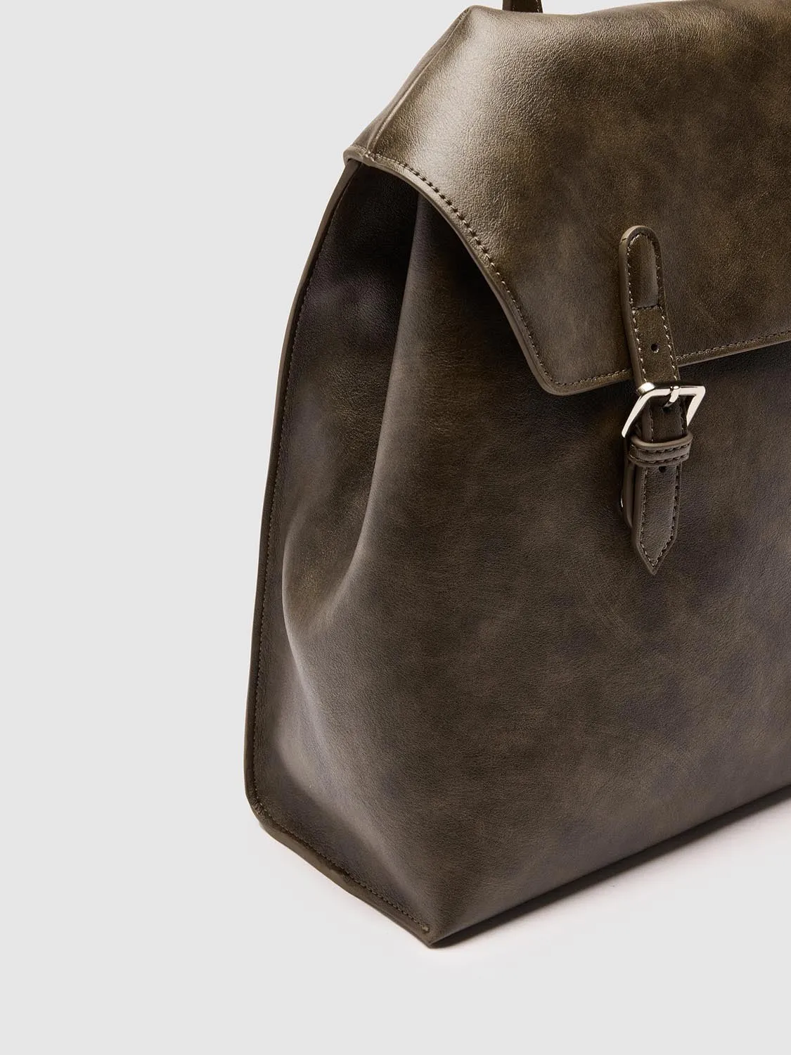 Strap Detachable Tote Satchel Backpack sold by Urban Revivo product image thumbnail 4