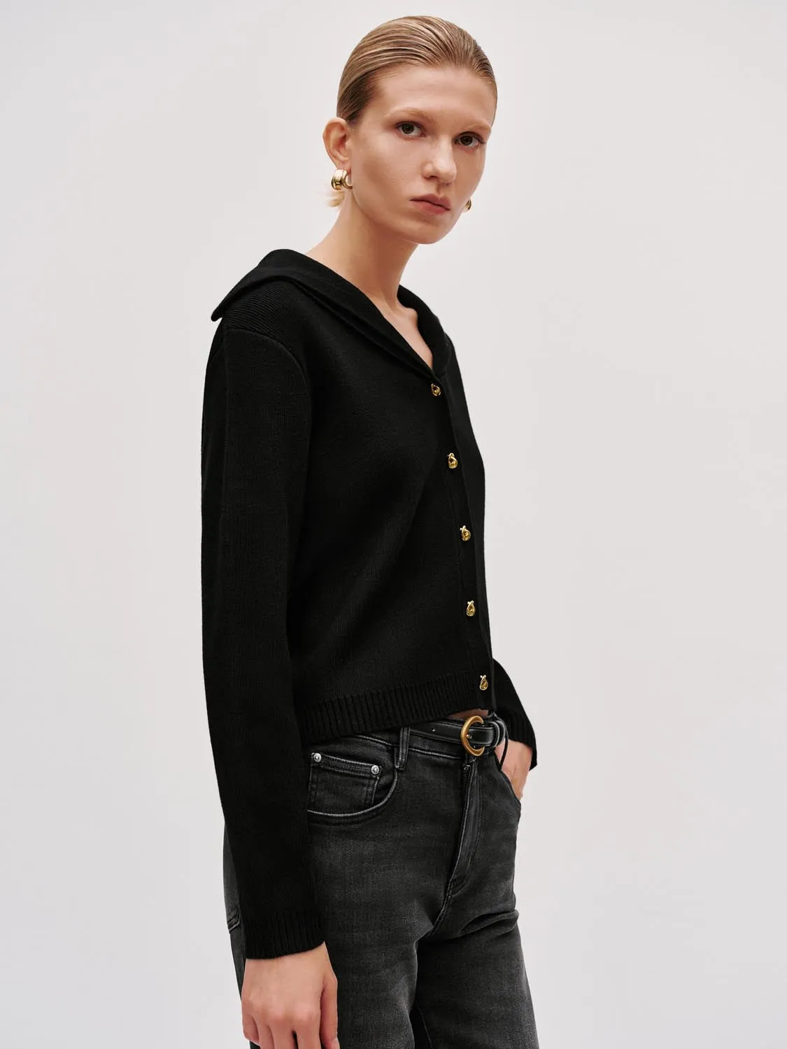 Large Collar Knitted Cardigan sold by Urban Revivo product image thumbnail 2