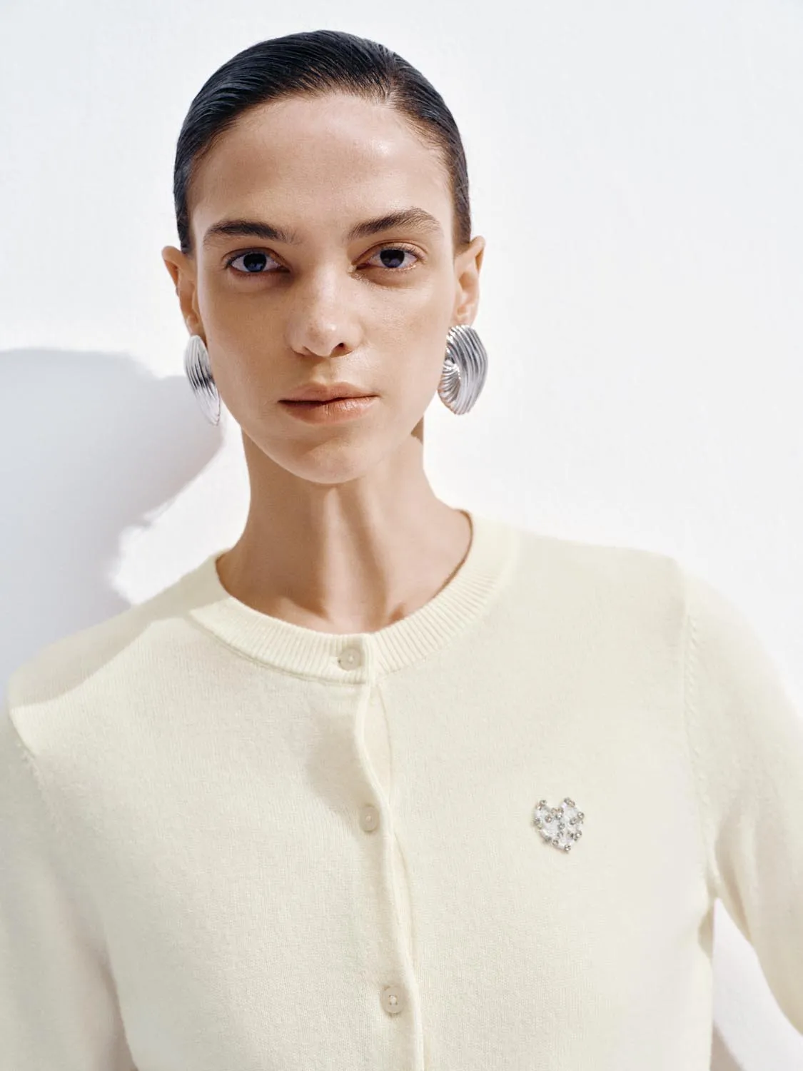 Crew Neck Knitted Cardigans sold by Urban Revivo product image thumbnail 3