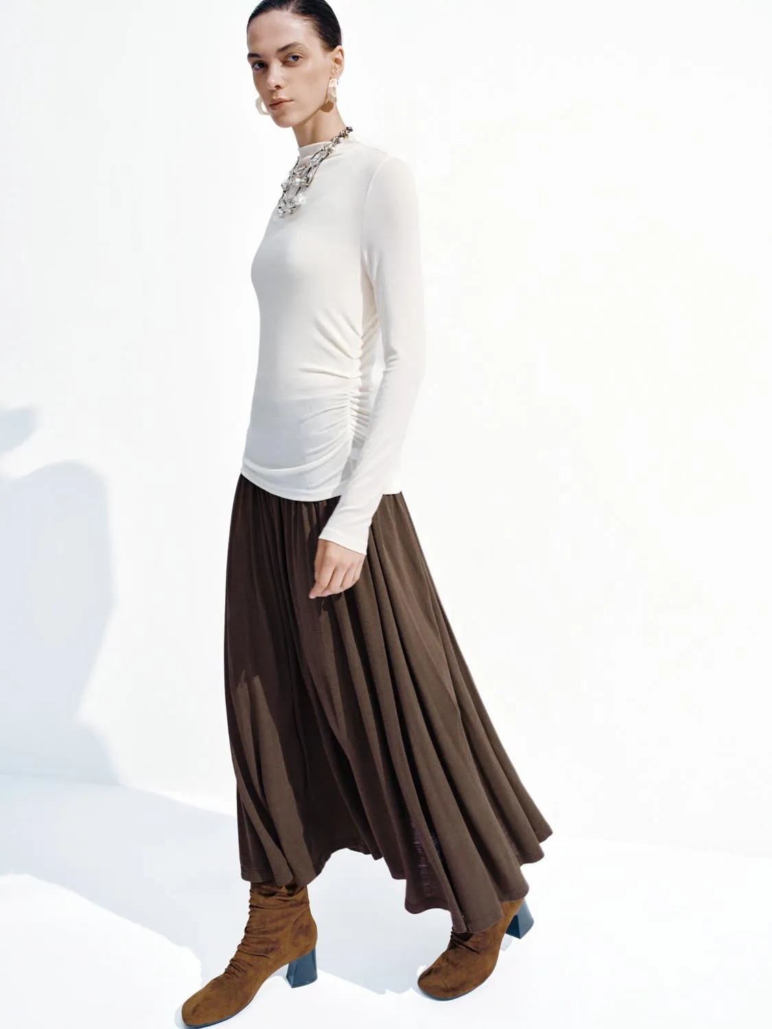 Ruched High Neck Long Sleeve T-Shirts sold by Urban Revivo product image thumbnail 5