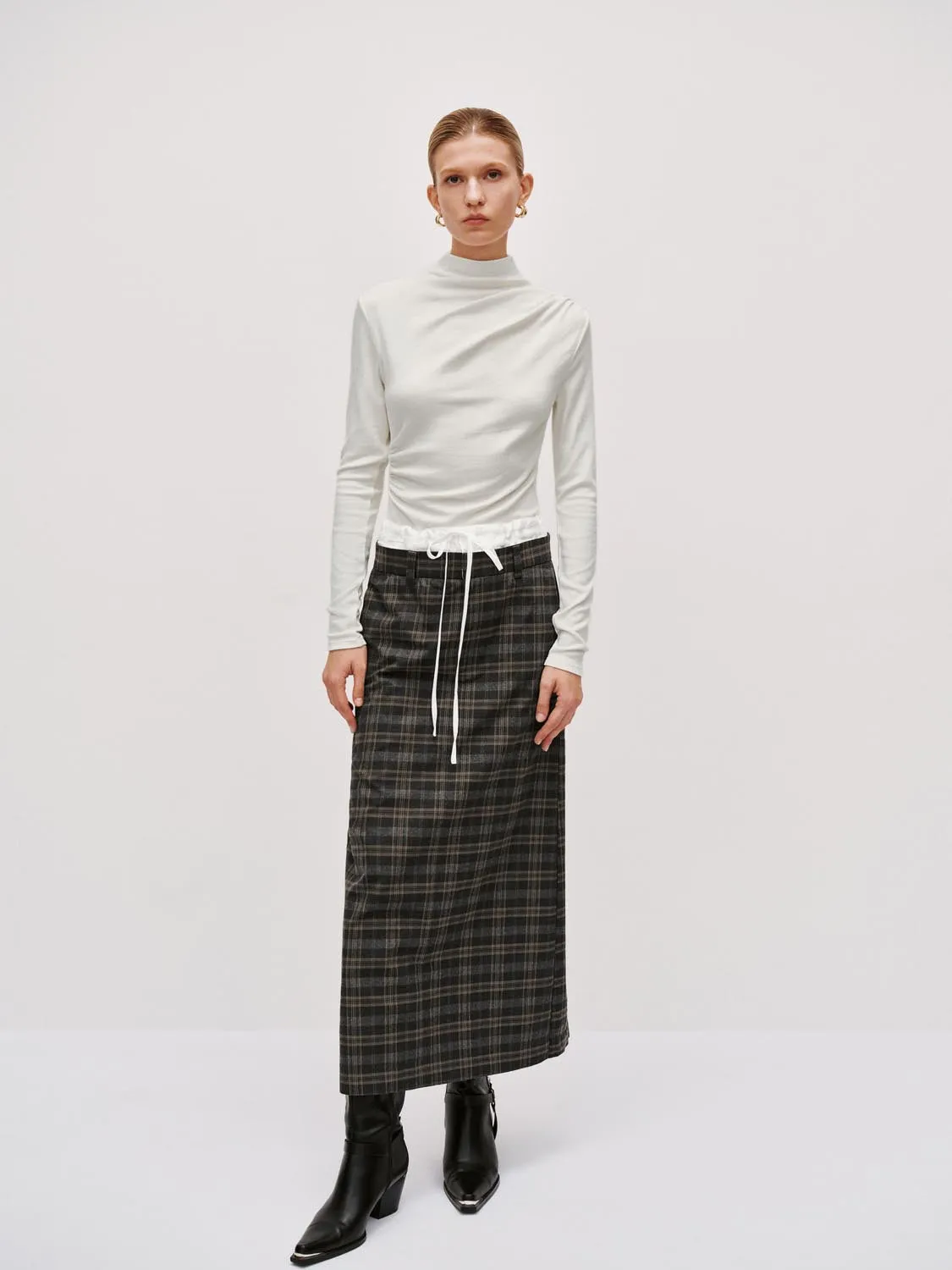 Ruched High Neck Long Sleeve T-Shirts sold by Urban Revivo product image thumbnail 5