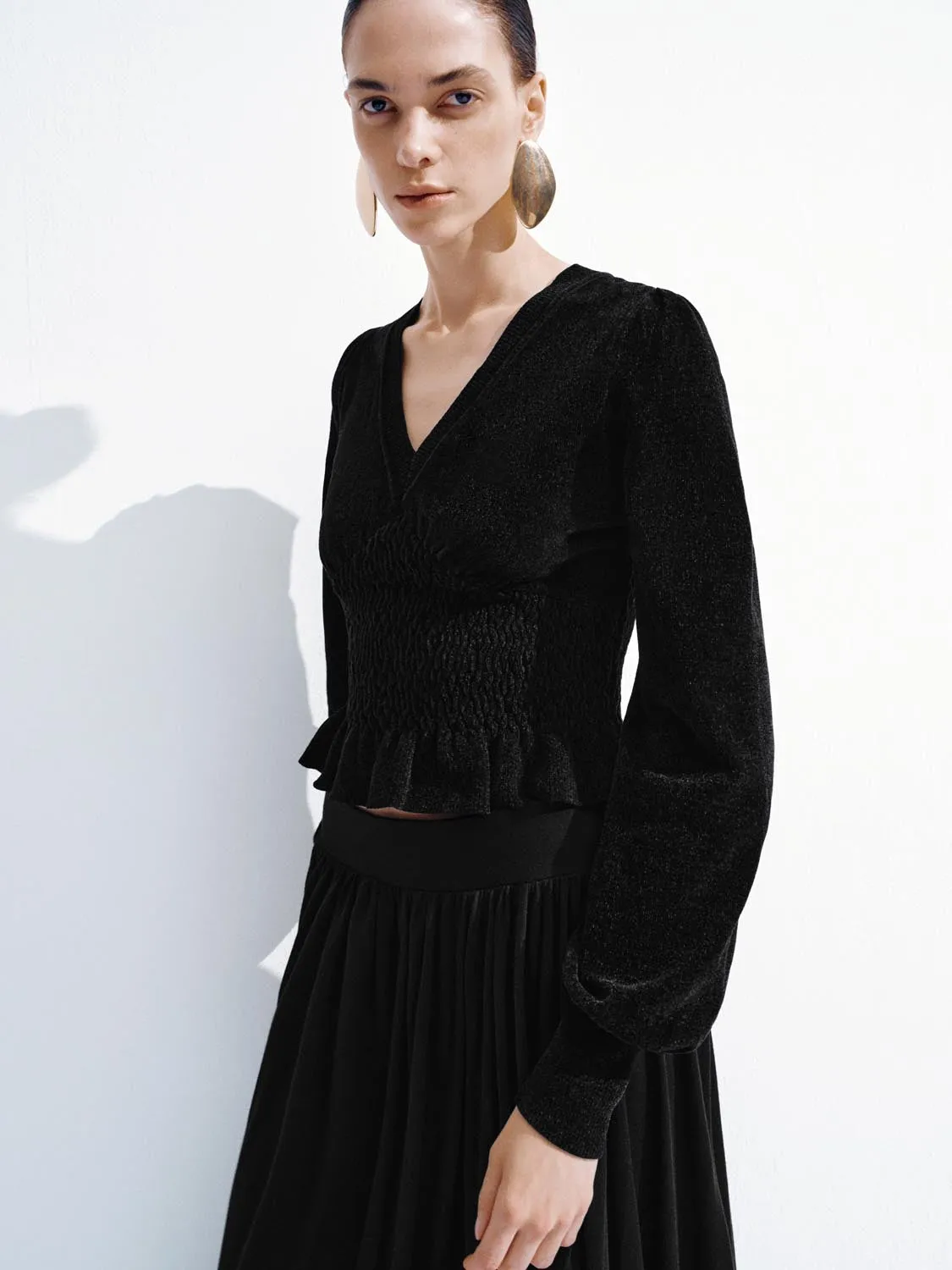 V-Neck Ruffle Long Sleeve Knitted T-Shirts sold by Urban Revivo product image thumbnail 2