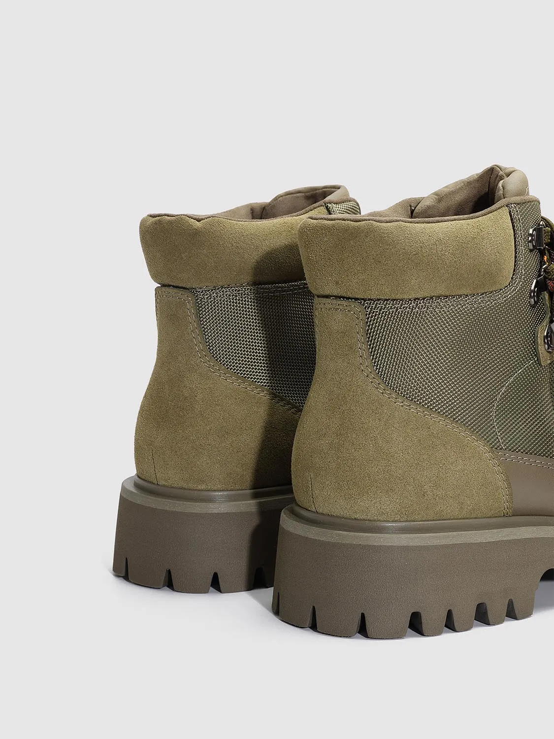 Lace Up Chunky Ankle Boots sold by Urban Revivo product image thumbnail 5