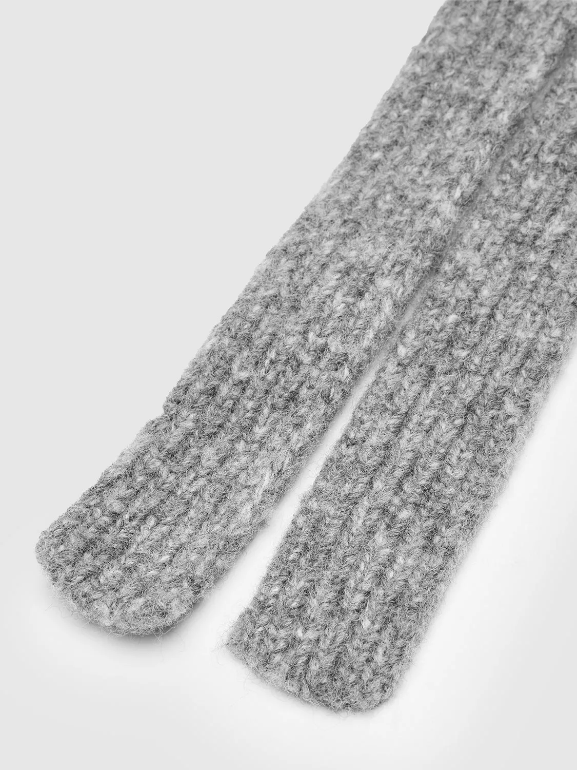 Knitted Bonnet Hat sold by Urban Revivo product image thumbnail 3