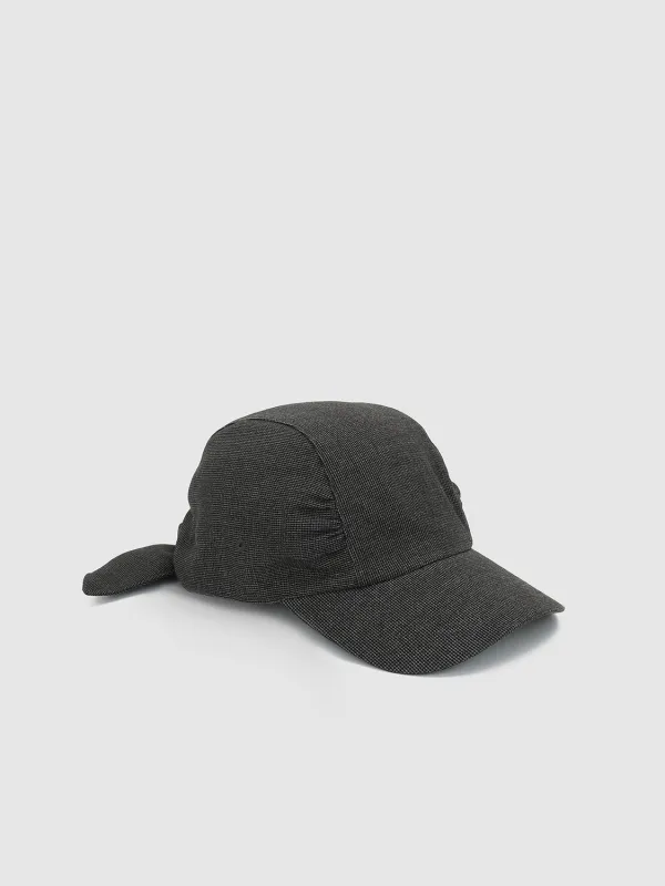 Tie Knot Baseball Cap sold by Urban Revivo