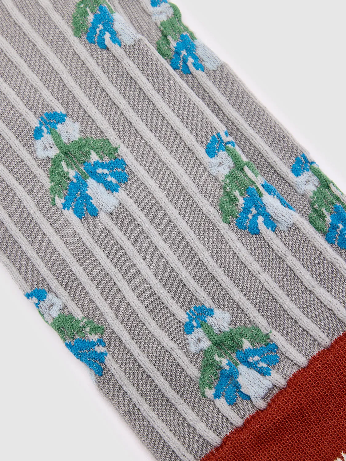 Contrast Frill Embroidered Socks sold by Urban Revivo product image thumbnail 5